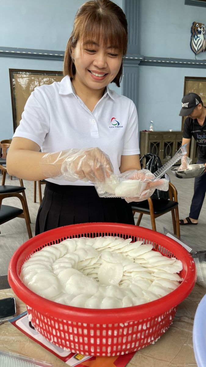 BẾP ĂN TỪ THIỆN – LAN TỎA TẤM LÒNG YÊU THƯƠNG
